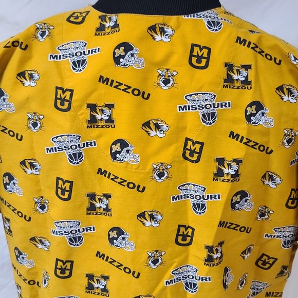 DUDZ University Of Missouri Mizzou Womens Medium Gold Nurse Medical Scrub Top - Picture 7 of 11